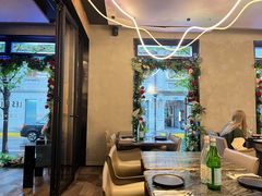 -LES ELITES 英集荟(南京西路店)