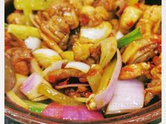 -胡须佬鸡煲四季火锅(龙珠大道店)