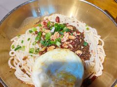 -聚合鑫东北熏酱熟食麻辣面(长阳店)
