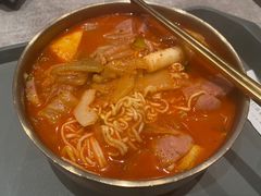 -大食代美食广场(上海中心店)