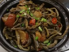 -临街徽菜馆·正宗黄山味