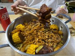 -内蒙焖面大盆骨餐馆(山大路店)