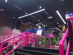 -酷跳蹦床主题公园(万胜广场店)