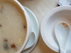 -万山楼海鲜酒家·二十三年老字号