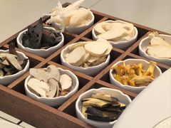-天宜隆蘑菇宴火锅(石景山旗舰店)