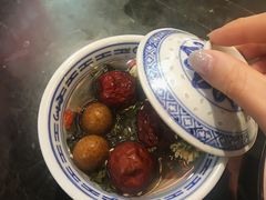 -巴四老城区炭火蛙锅(张江店)