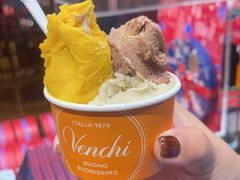-VENCHI 闻绮(上海佛罗伦萨小镇店)