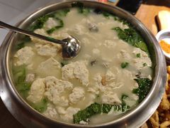 牡蛎豆腐汤-95号酱骨·一块豆腐(展春园西路店)