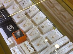 -海星奢选二手奢侈品手表包包鉴定回收寄卖(墨玉南路店)