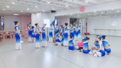 -艺佳舞蹈培训学校