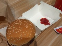 -麦当劳(中山公园龙之梦店)