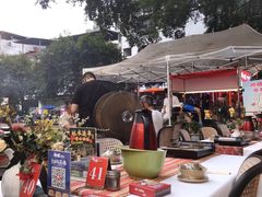 -刘姐啤酒鱼民族演艺餐厅(西街总店)