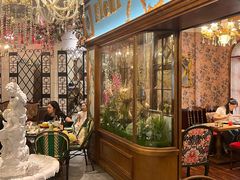 -秘密旅行Bonjour(黑金冠 江南西店)