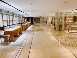 -北京七彩云南翡翠珠宝旗舰店(月坛店)