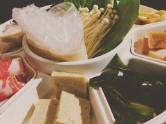 -鸡遇虾煲干锅火锅(小寨金莎店)