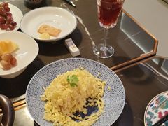 -海派悦庭·海胆烧麦·新融合菜(凯德广场店)