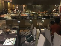 -彩虹云霄酒店76&78层国际自助餐