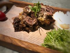 巴柯祖传焖烤羊腿-纳瓦新疆菜(银都店)