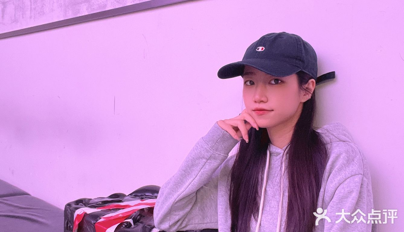 集齐下午茶和小酒馆于一身的咖啡店☕