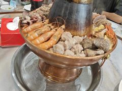 -一口猪海鲜浑锅·东北家常菜