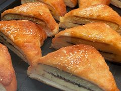 -蓝小轩蛋糕·面包(趣春店)