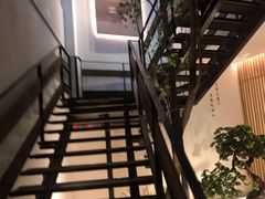 -蜜桃餐厅·伴山(湖滨商业街店)