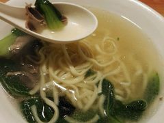 特色鸡汤面-富源春面馆(四川北路店)