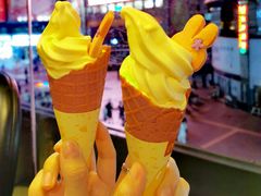 芒小芝-麦当劳(东急新天地店)