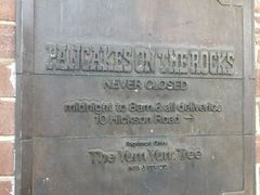 -Pancakes on the rocks(Darling Harbour)