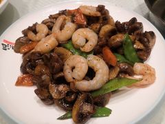 黑椒鲜虾口蘑-新洪记·丽久饭店(铁西店)