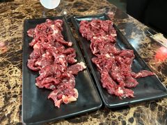 -牛里牛气· 榴莲海鲜鲜牛肉自助火锅·烤肉(横岗店)