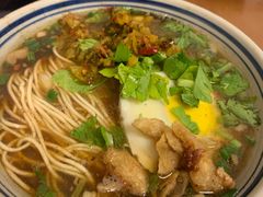 -矮子粉店1985·长沙米粉(湘春路店)