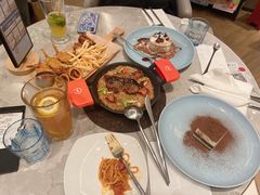 -必胜客(尹山湖歌林公园店)