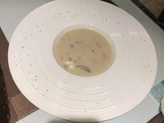 奶油蘑菇浓汤-红屋牛排(闽江路店)