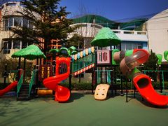 -红黄蓝幼儿园(颐东苑店)