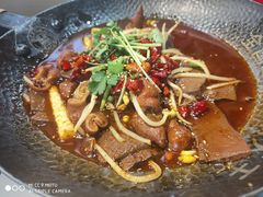 红油肥肠血旺-集草轩·重庆麻辣烤鱼(西湖道店)