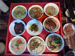 -蓝田九大碗民俗食府(蓝田店)