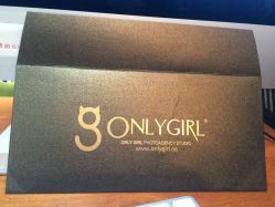 -onlygirl摄影美学馆高端定制(江滩店)
