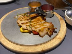 碳烤猪颈肉-小大董·烤鸭(观景餐厅·南京西路店)