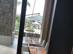 -亚龙湾希尔顿自助餐厅·海鲜·烧烤·沙滩BBQ·现场乐队
