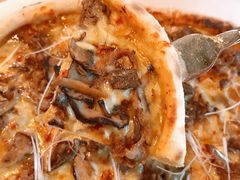 烤牛肉披萨-I HOLIC艾豪丽披萨(KKone店)
