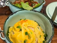 -Chom Cafe and Restaurant