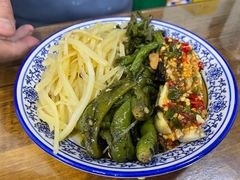 -杨三娘跷脚牛肉(羊子山西路店)