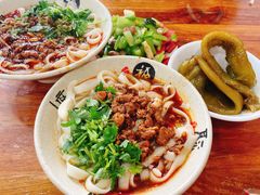 -任记七中刀削面(总店)