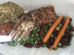 三文鱼沙拉配豆子-宜家·瑞典风味餐厅(北京西红门店)