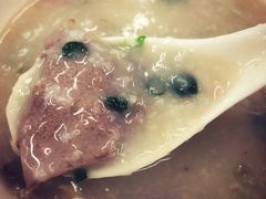 猪肝瘦肉粥-穗银肠粉店(东川路店)