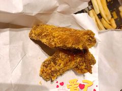 香辣炸鸡翅-麦当劳(展览路店)