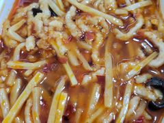 鱼香肉丝-京味斋·北京烤鸭(北京南站洋桥店)