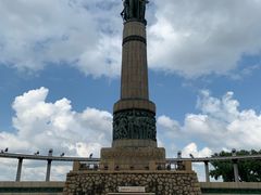 -人民防洪胜利纪念塔