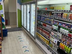 -全家便利店(梅园路店)